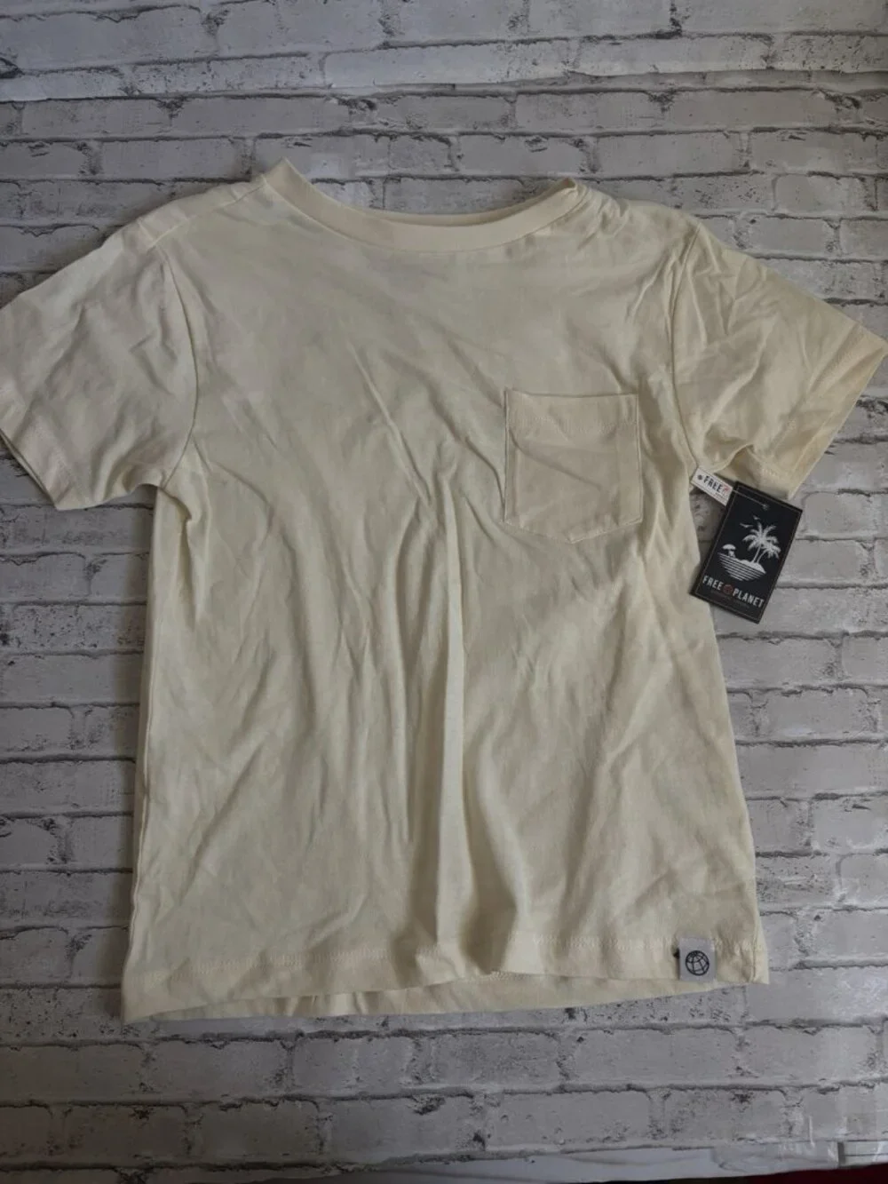 Free Planet Boys Set of 3 Shirts and Shorts Size 7 NWT